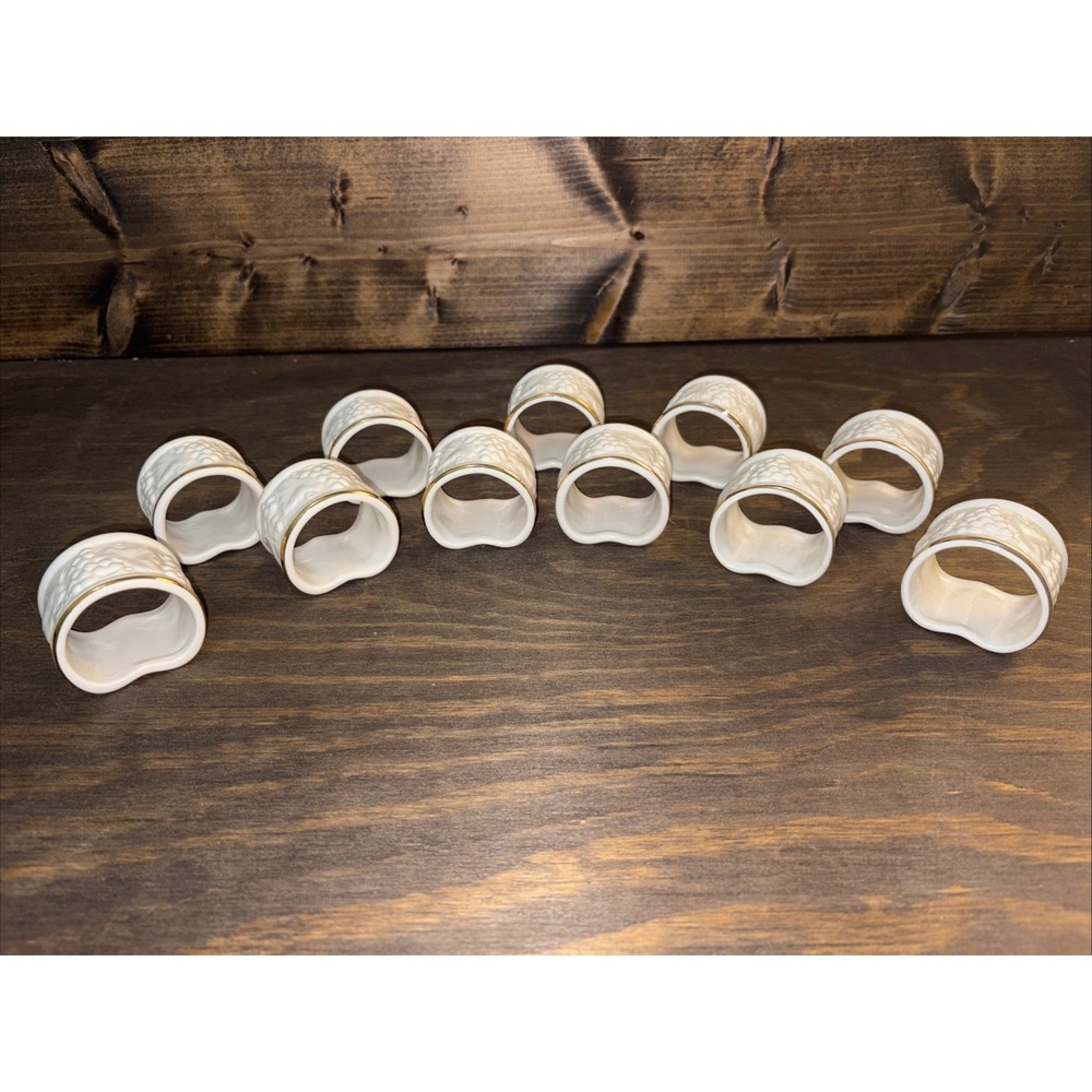 Porcelain Napkin Rings White And Gold Set Of 11 - Grapes & Vines